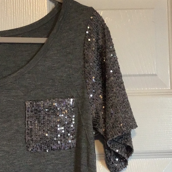 Set of 2 Sequin Sleeve Tees - Picture 7 of 11